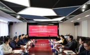 校领导周世健率队赴广东调研